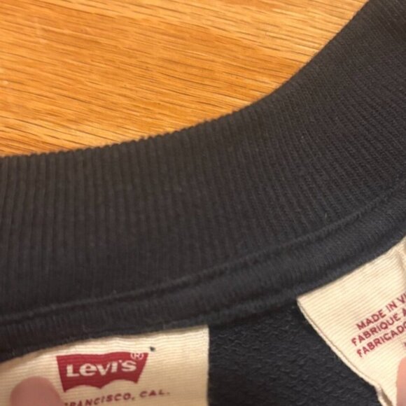 Vintage Levis Sweater Womens Small Black Cropped Logo Pullover Ladies Size M - Picture 4 of 8